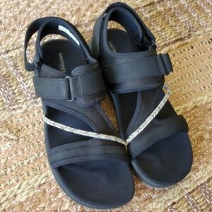 Merrell Black Sandals Women's 10